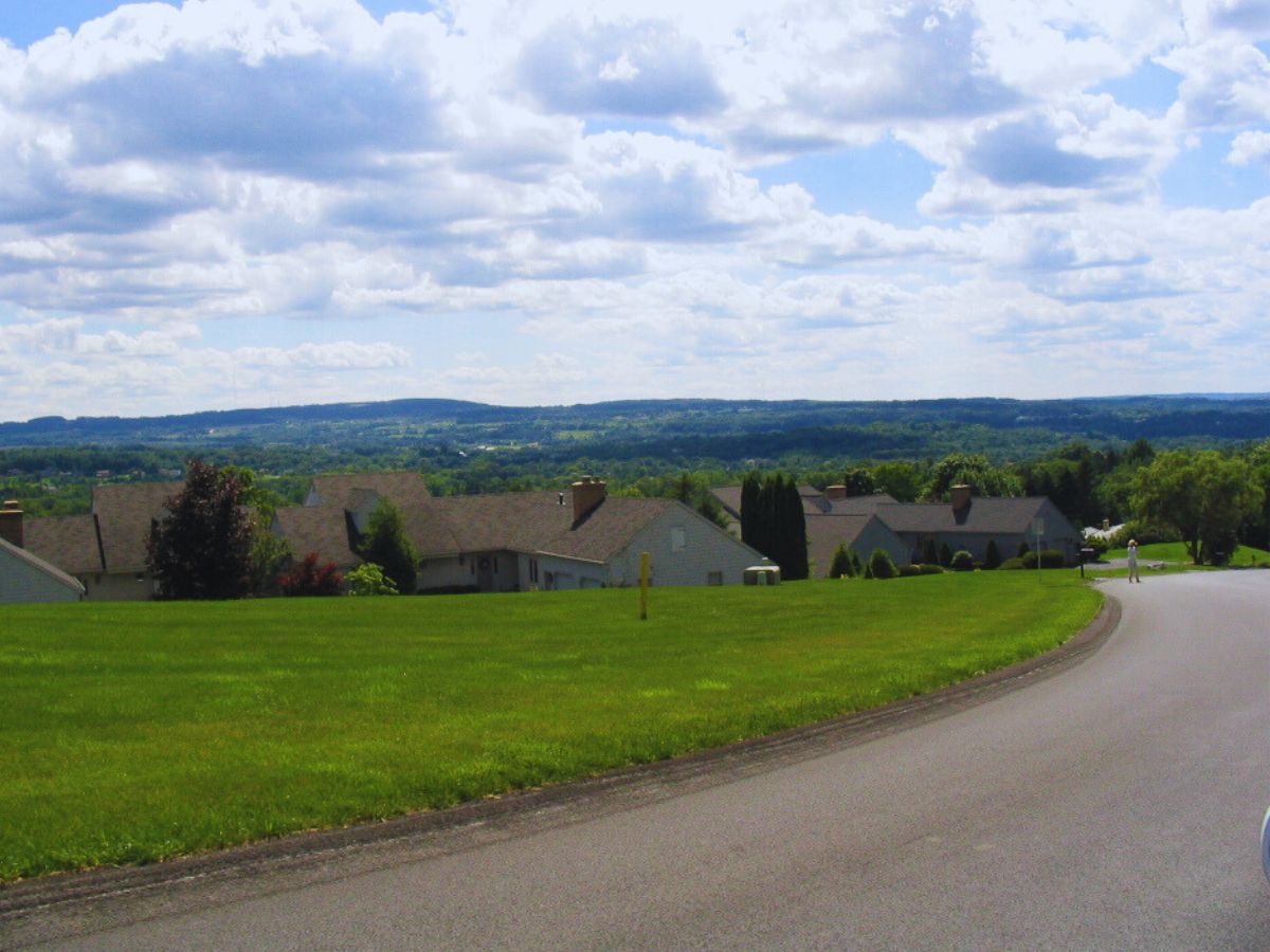 Housing development in the hills, Manlius, NY